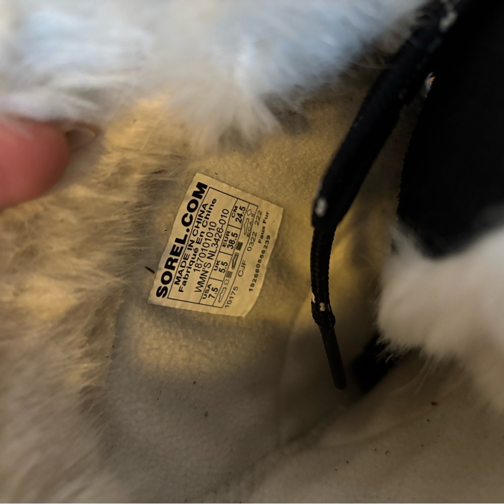 BNWT Sorel Black Leather Snow Boots - Picture 13 of 13